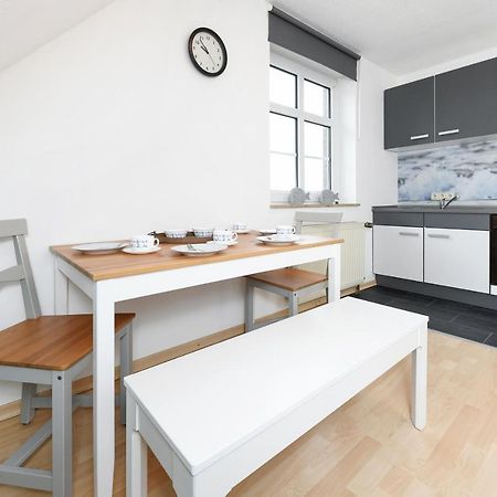 Ferienwohnungen Im Haus Lieblingskoje นอยฮาร์ลิงเงอซีล ภายนอก รูปภาพ