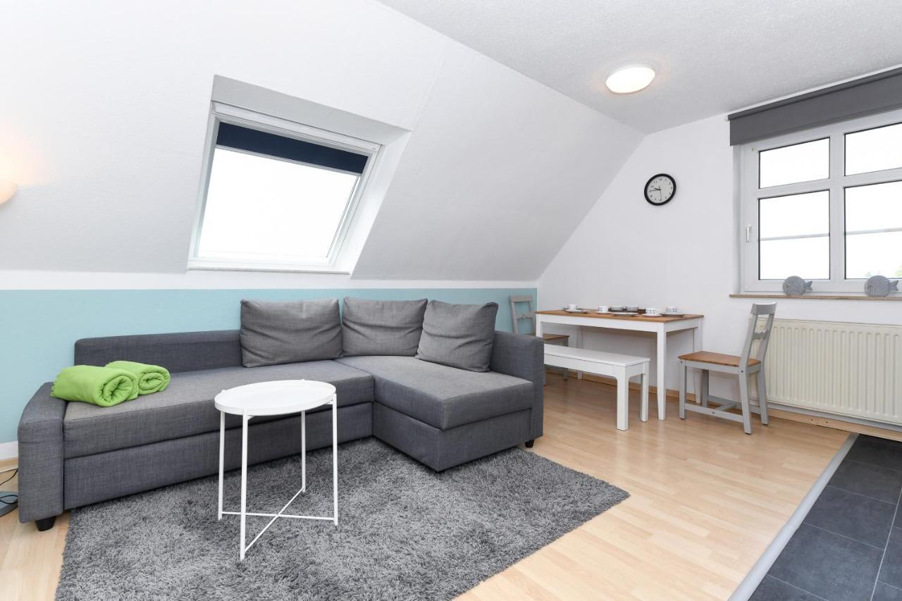 Ferienwohnungen Im Haus Lieblingskoje นอยฮาร์ลิงเงอซีล ภายนอก รูปภาพ