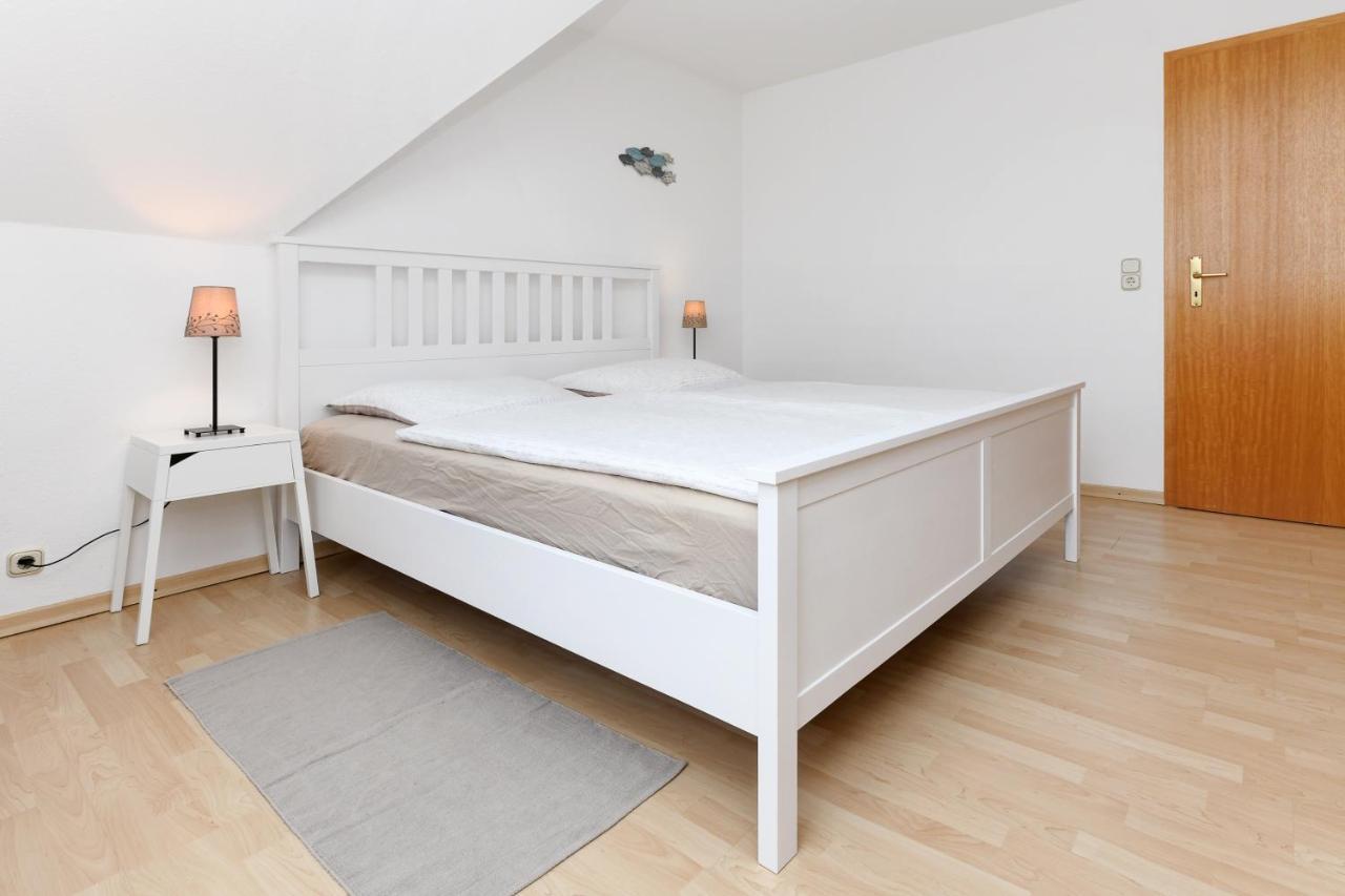 Ferienwohnungen Im Haus Lieblingskoje นอยฮาร์ลิงเงอซีล ภายนอก รูปภาพ